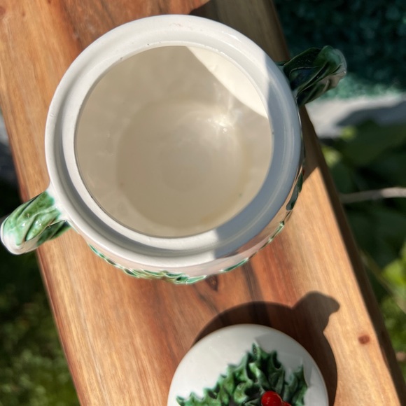 Vintage ceramic Christmas holly sugar bowl. Christmas home decor - Picture 6 of 12